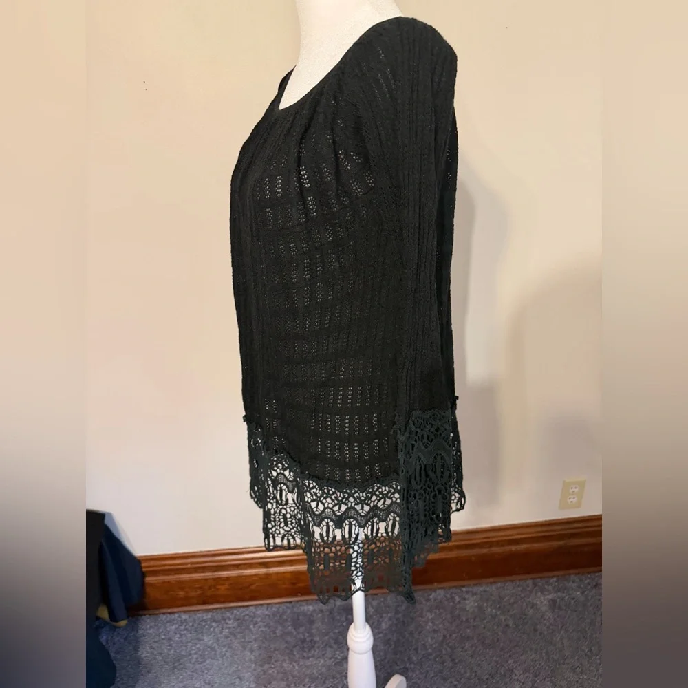 Umgee Black Lace Trim Shirt - Picture 2 of 4